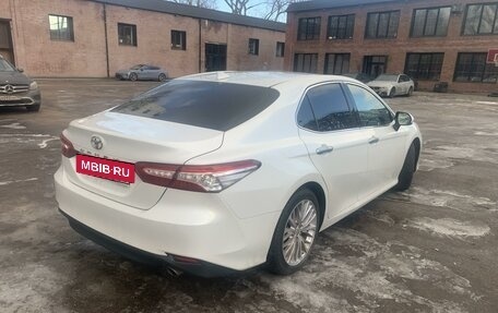 Toyota Camry, 2018 год, 2 500 000 рублей, 5 фотография