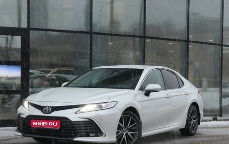 Toyota Camry, 2021 год, 3 691 000 рублей, 1 фотография