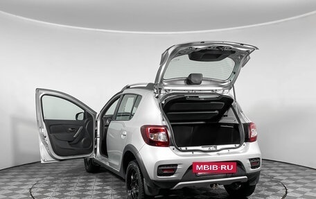 Renault Sandero II рестайлинг, 2019 год, 1 299 000 рублей, 8 фотография