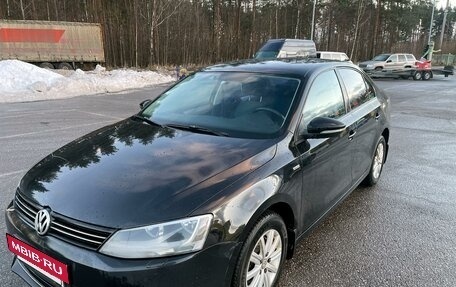 Volkswagen Jetta VI, 2013 год, 1 245 000 рублей, 6 фотография