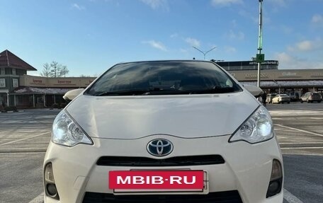 Toyota Aqua I, 2012 год, 900 000 рублей, 6 фотография