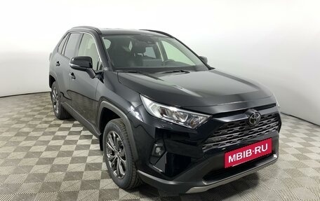 Toyota RAV4, 2024 год, 5 995 000 рублей, 3 фотография