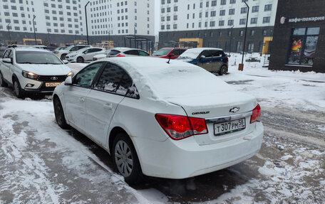 Chevrolet Cruze II, 2012 год, 600 000 рублей, 3 фотография