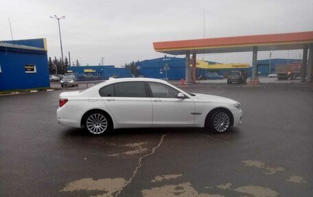 BMW 7 серия, 2012 год, 2 000 000 рублей, 2 фотография