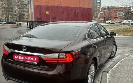 Lexus ES VII, 2015 год, 2 500 000 рублей, 13 фотография