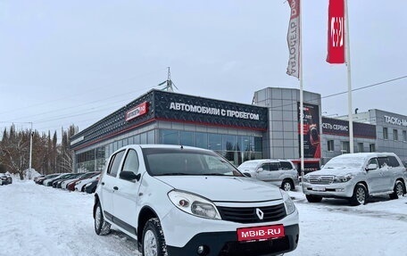 Renault Sandero I, 2012 год, 649 000 рублей, 1 фотография