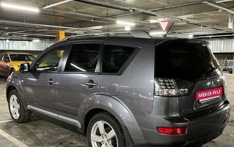 Mitsubishi Outlander III рестайлинг 3, 2008 год, 950 000 рублей, 3 фотография