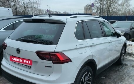 Volkswagen Tiguan II, 2018 год, 3 000 000 рублей, 5 фотография