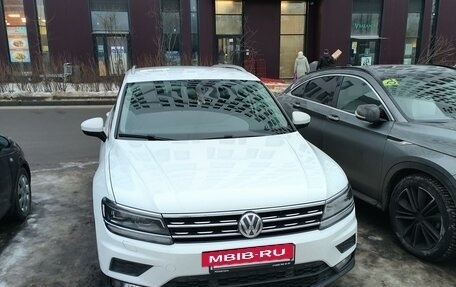 Volkswagen Tiguan II, 2018 год, 3 000 000 рублей, 19 фотография