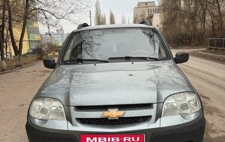 Chevrolet Niva I рестайлинг, 2010 год, 450 000 рублей, 4 фотография