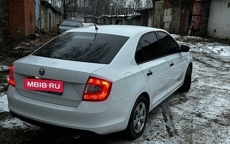 Skoda Rapid I, 2014 год, 970 000 рублей, 2 фотография