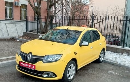 Renault Logan II, 2015 год, 750 000 рублей, 1 фотография