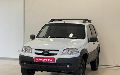 Chevrolet Niva I рестайлинг, 2015 год, 745 000 рублей, 1 фотография