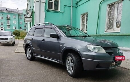 Mitsubishi Outlander III рестайлинг 3, 2006 год, 680 000 рублей, 4 фотография