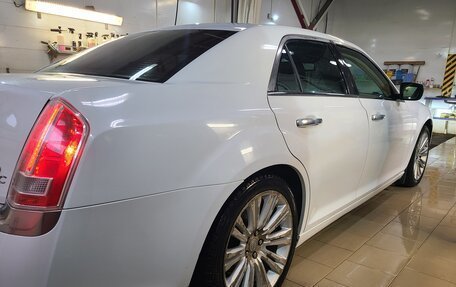 Chrysler 300C II, 2012 год, 1 700 000 рублей, 12 фотография