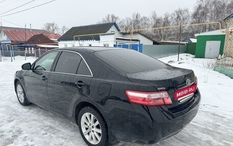 Toyota Camry, 2010 год, 1 350 000 рублей, 4 фотография