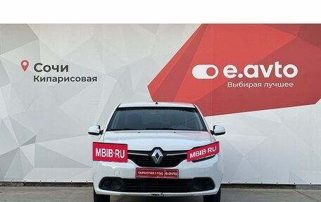 Renault Logan II, 2017 год, 550 000 рублей, 2 фотография