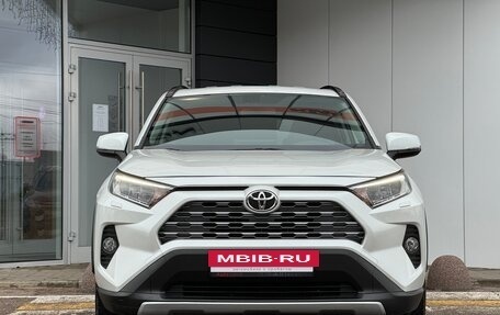 Toyota RAV4, 2020 год, 3 700 000 рублей, 3 фотография