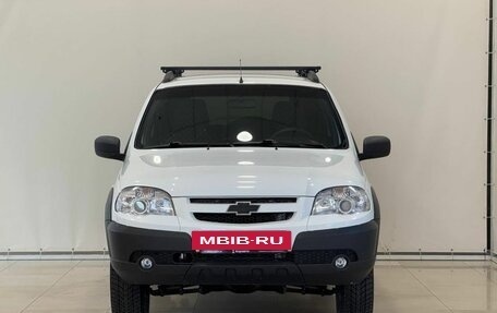 Chevrolet Niva I рестайлинг, 2015 год, 745 000 рублей, 3 фотография