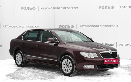 Skoda Superb III рестайлинг, 2013 год, 865 000 рублей, 3 фотография