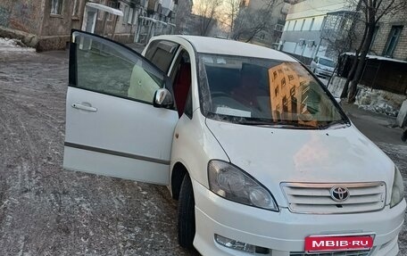 Toyota Ipsum II, 2001 год, 799 000 рублей, 5 фотография