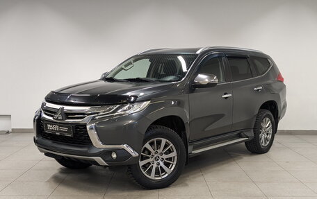 Mitsubishi Pajero Sport III рестайлинг, 2018 год, 2 990 000 рублей, 1 фотография