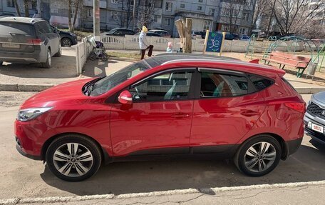 Hyundai ix35 I рестайлинг, 2013 год, 2 300 000 рублей, 21 фотография