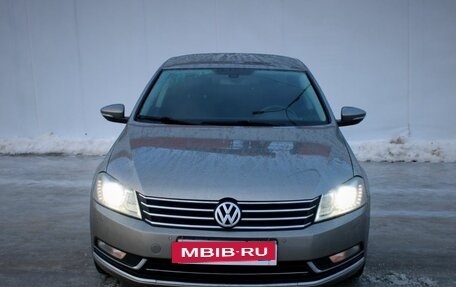 Volkswagen Passat B7, 2012 год, 950 000 рублей, 2 фотография