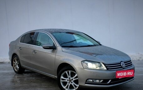 Volkswagen Passat B7, 2012 год, 950 000 рублей, 3 фотография