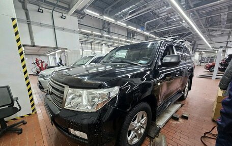 Toyota Land Cruiser 200, 2010 год, 3 197 000 рублей, 1 фотография