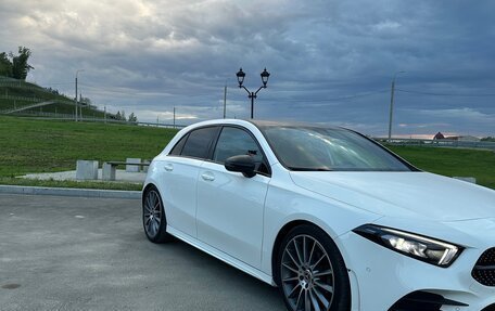 Mercedes-Benz A-Класс, 2018 год, 2 550 000 рублей, 5 фотография