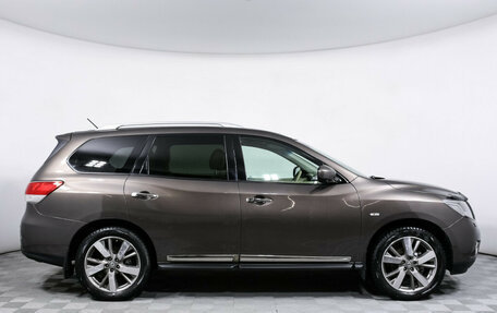 Nissan Pathfinder, 2015 год, 1 900 000 рублей, 4 фотография