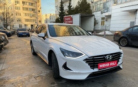 Hyundai Sonata VIII, 2020 год, 2 600 000 рублей, 3 фотография