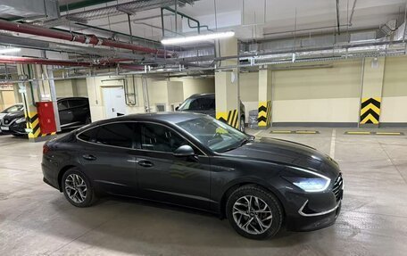 Hyundai Sonata VIII, 2020 год, 2 400 000 рублей, 2 фотография