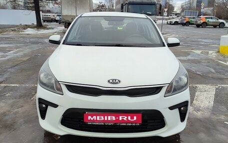 KIA Rio IV, 2018 год, 1 200 000 рублей, 3 фотография