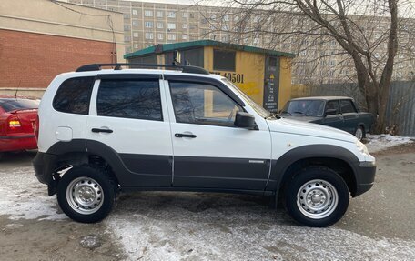 Chevrolet Niva I рестайлинг, 2014 год, 470 000 рублей, 4 фотография