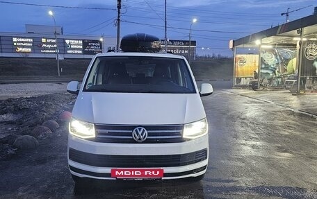 Volkswagen Multivan T6 рестайлинг, 2018 год, 5 300 000 рублей, 20 фотография