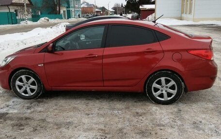 Hyundai Solaris II рестайлинг, 2011 год, 900 000 рублей, 5 фотография