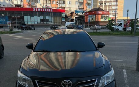 Toyota Camry, 2011 год, 1 680 000 рублей, 2 фотография