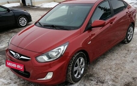 Hyundai Solaris II рестайлинг, 2011 год, 900 000 рублей, 6 фотография