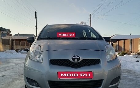 Toyota Yaris III рестайлинг, 2009 год, 625 000 рублей, 7 фотография