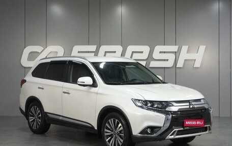 Mitsubishi Outlander III рестайлинг 3, 2021 год, 2 799 000 рублей, 1 фотография