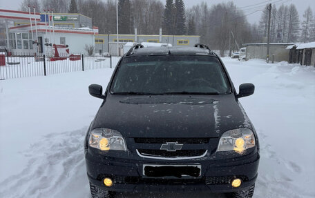 Chevrolet Niva I рестайлинг, 2013 год, 670 000 рублей, 1 фотография