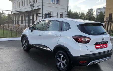 Renault Kaptur I рестайлинг, 2019 год, 1 199 000 рублей, 1 фотография