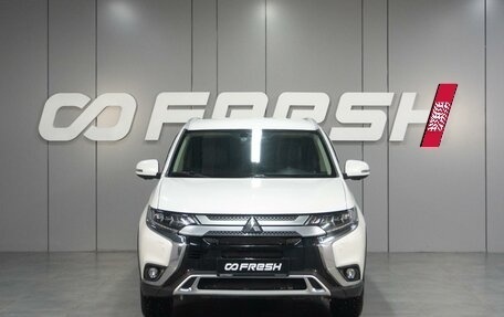 Mitsubishi Outlander III рестайлинг 3, 2021 год, 2 799 000 рублей, 3 фотография