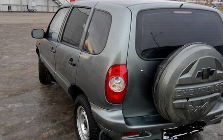 Chevrolet Niva I рестайлинг, 2005 год, 320 000 рублей, 2 фотография