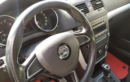 Skoda Yeti I рестайлинг, 2014 год, 1 100 000 рублей, 8 фотография