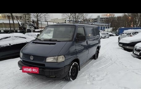 Volkswagen Transporter T4, 2000 год, 555 000 рублей, 2 фотография