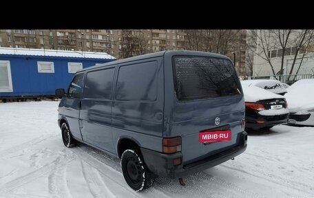 Volkswagen Transporter T4, 2000 год, 555 000 рублей, 3 фотография