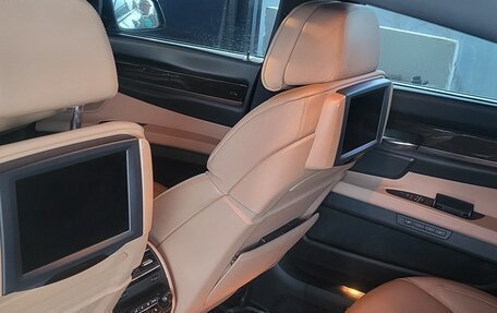 BMW 7 серия, 2010 год, 1 550 000 рублей, 8 фотография